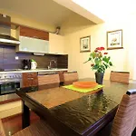Jelena Apartamento *