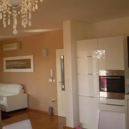 Apartment Jelena