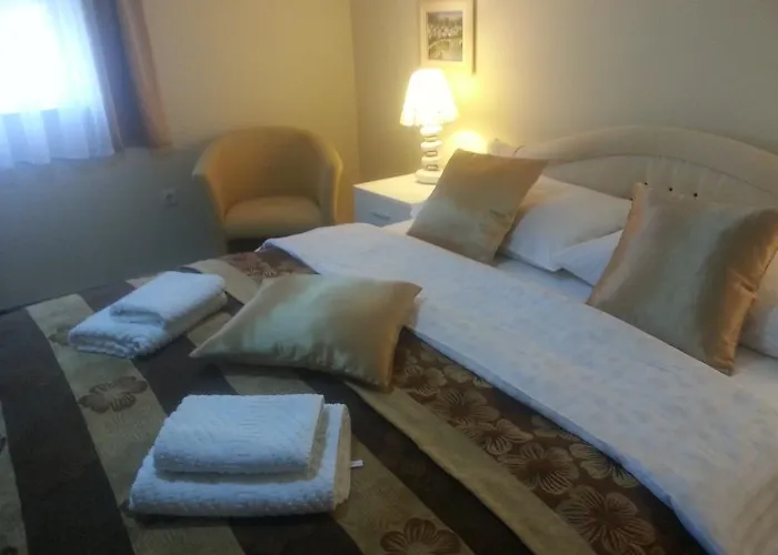 Jelena Apartmán *