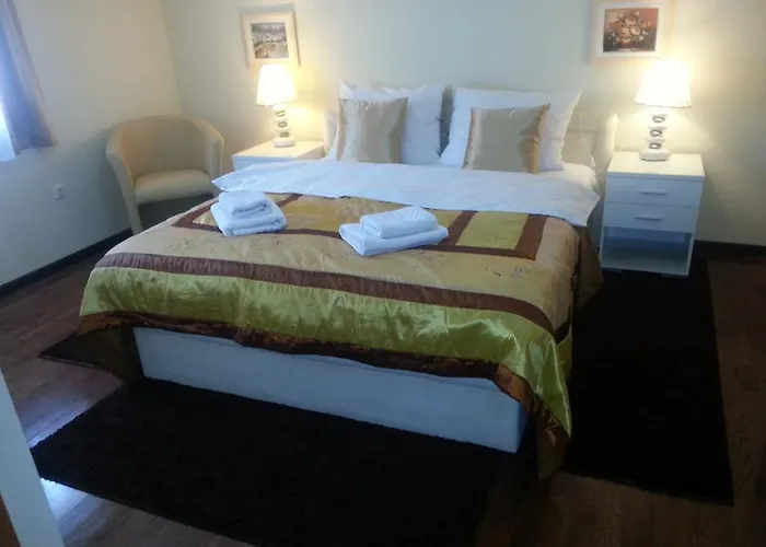 Jelena * Ζαντάρ