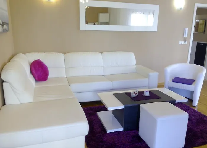 Jelena * Ζαντάρ