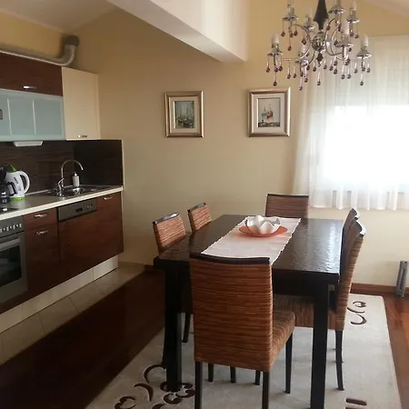 伊莲娜别墅酒店 公寓